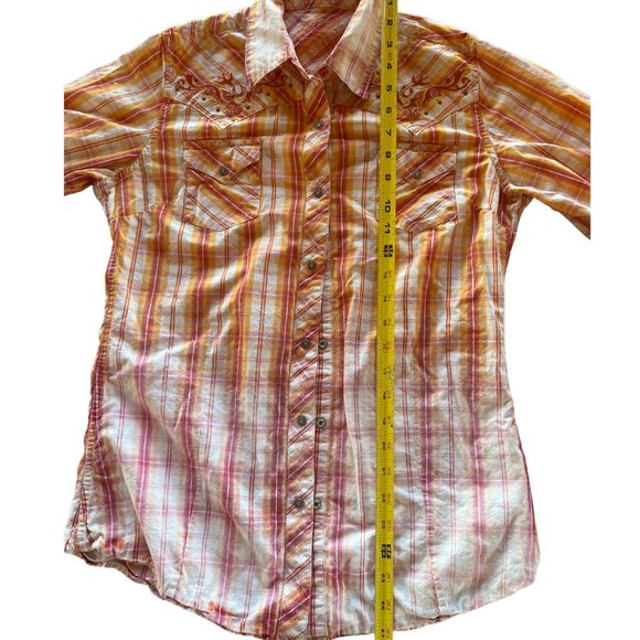 Cutie Bleached Women's Western Style Button Down Shirt - Picture 3 of 5